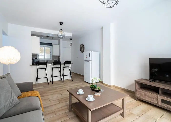 Апартаменты Levante - 2-br & Terrace In Ларнака